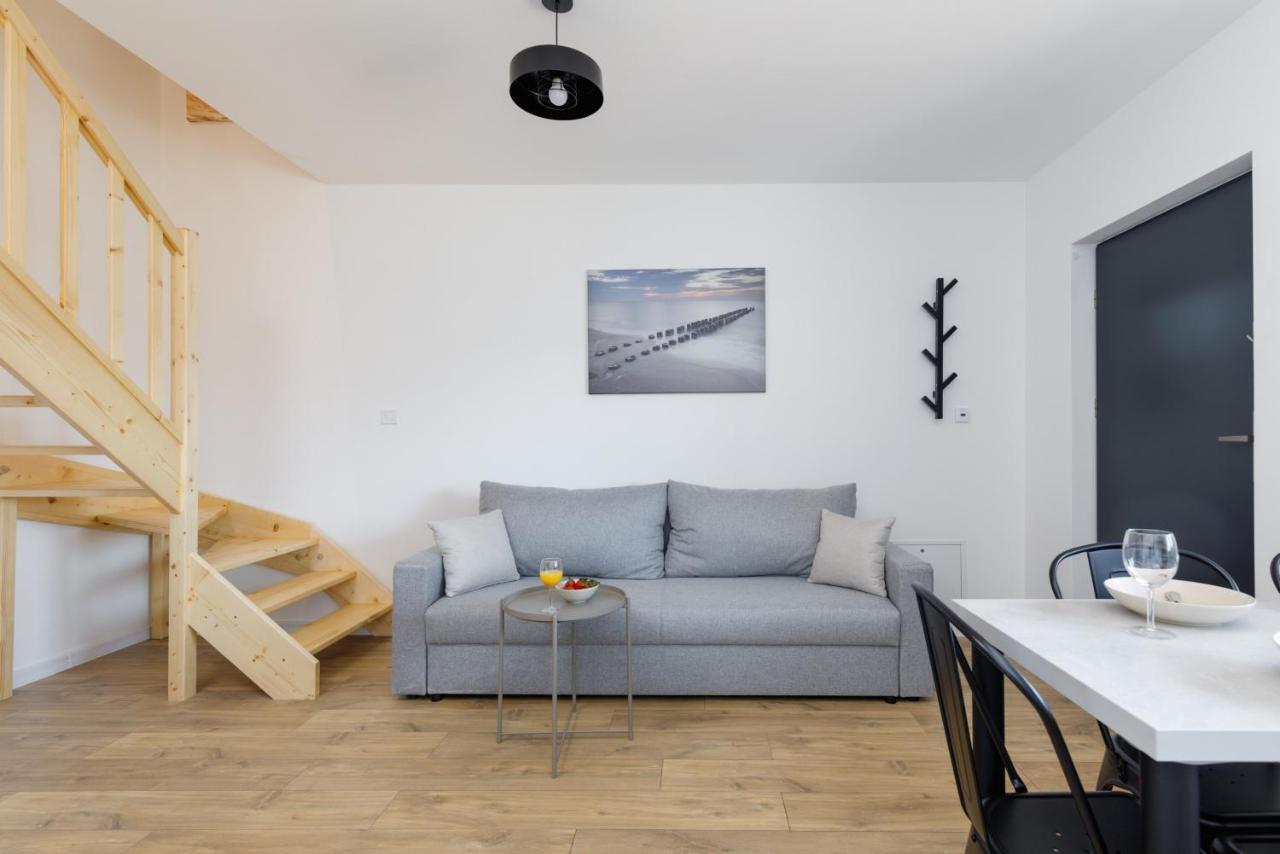 Seaside Escape Pet Friendly Apartments Mielenko By Noclegi Renters ภายนอก รูปภาพ